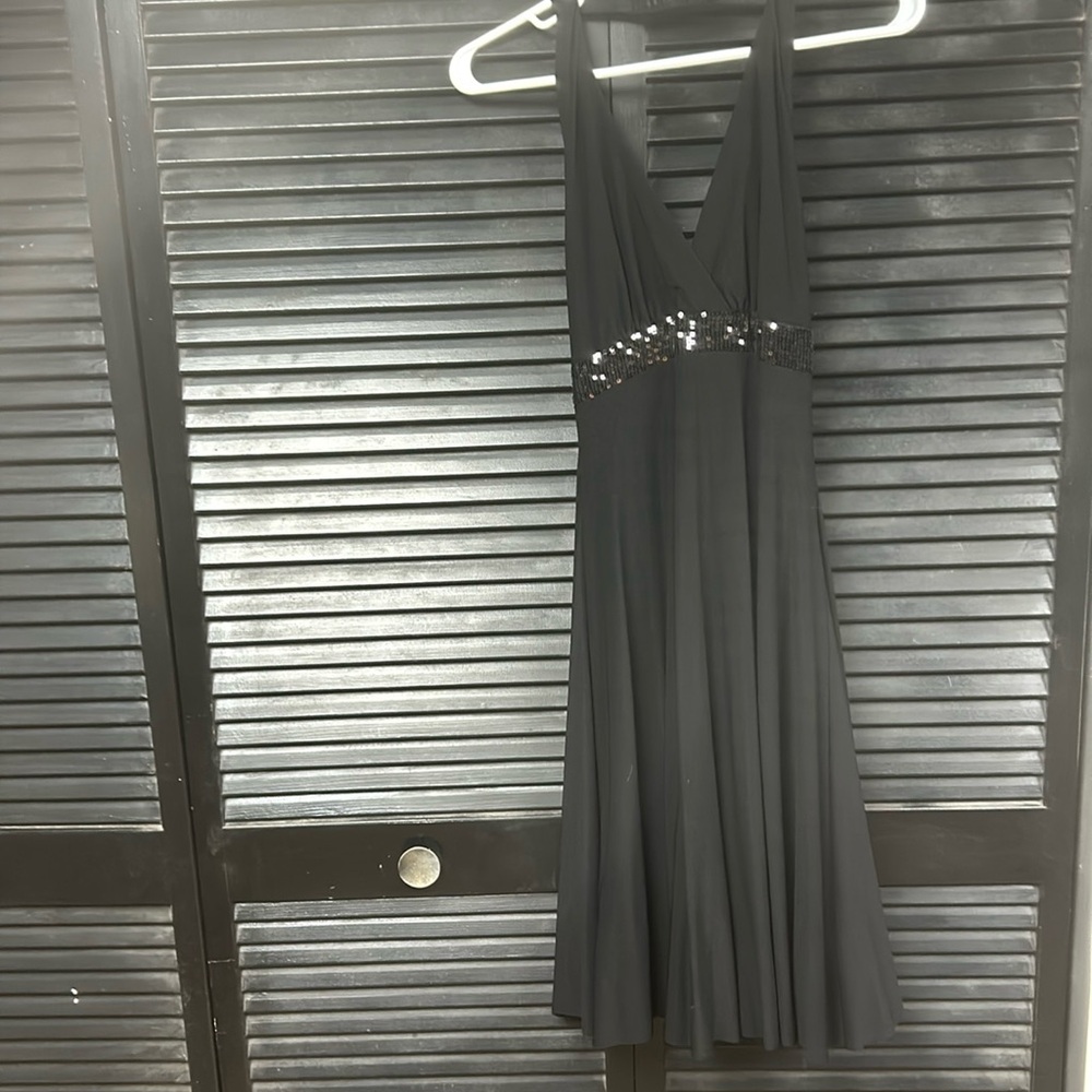 Little black dress with sequence